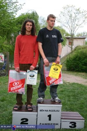 050.jpg